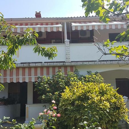 Apartman Marija Palit Exterior photo