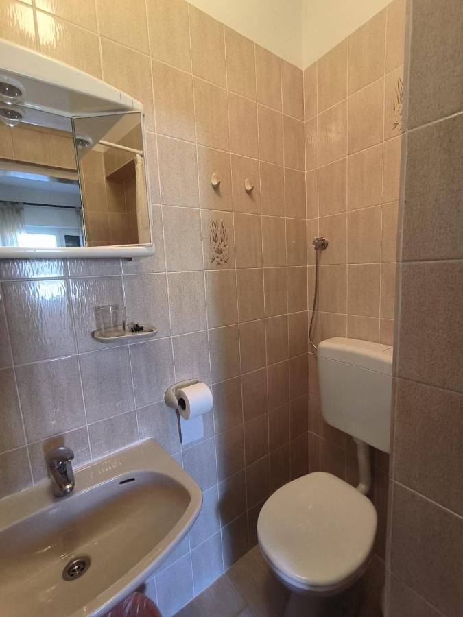 Apartman Marija Palit Exterior photo